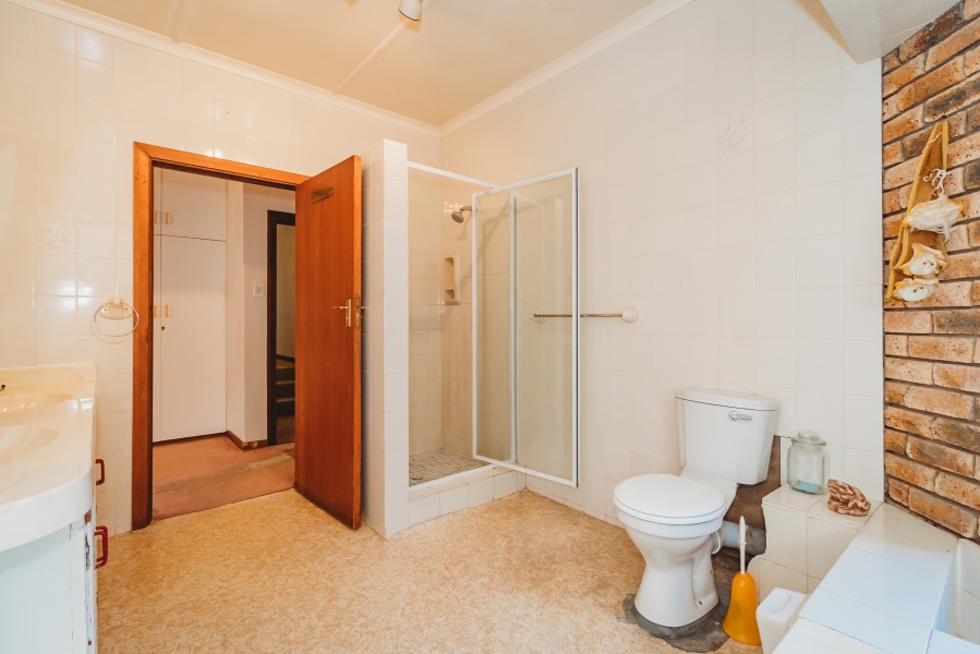 5 Bedroom Property for Sale in Camphersdrift Western Cape